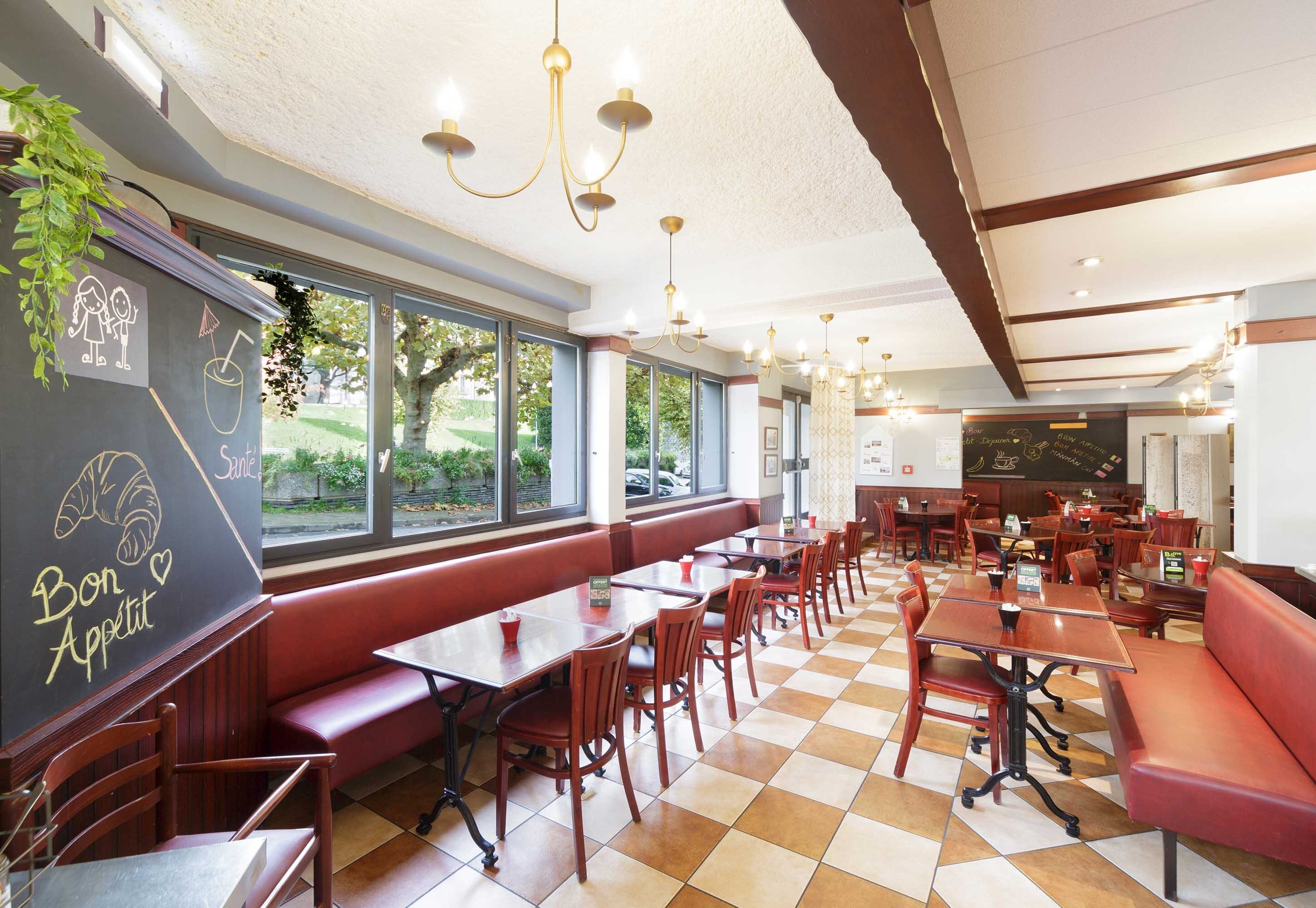 B&b Hotel Lourdes Centre-餐饮