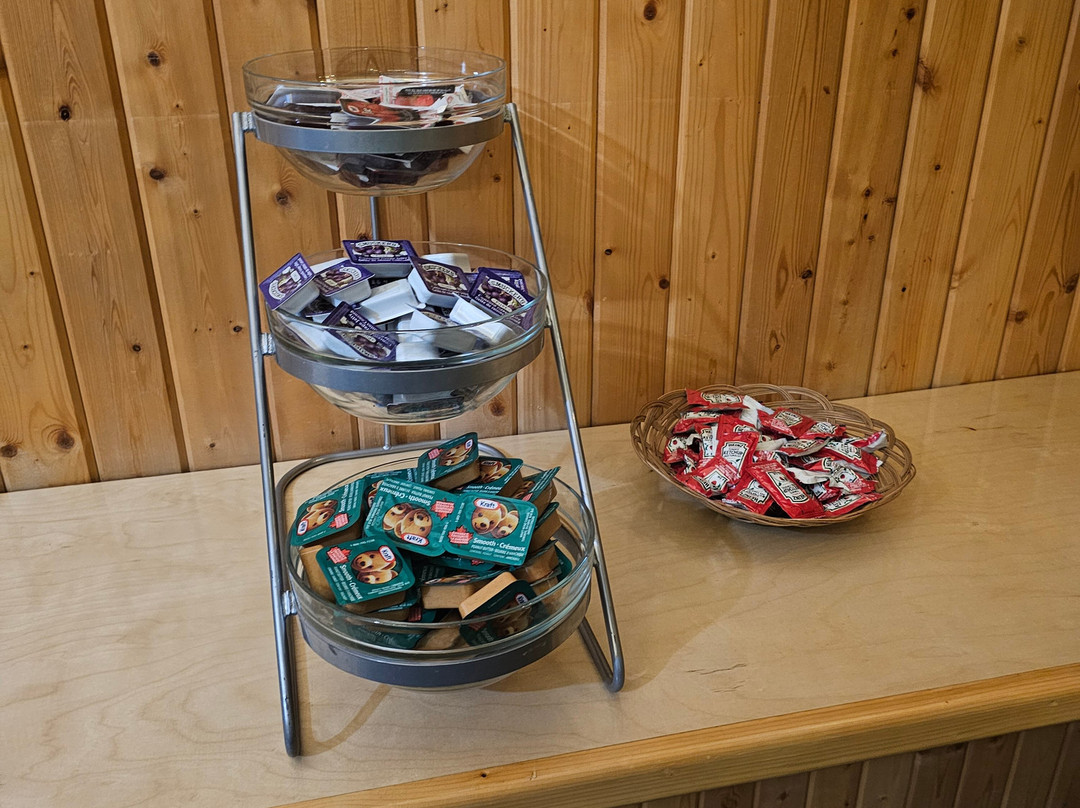 Super 8 by Wyndham Valemount主图