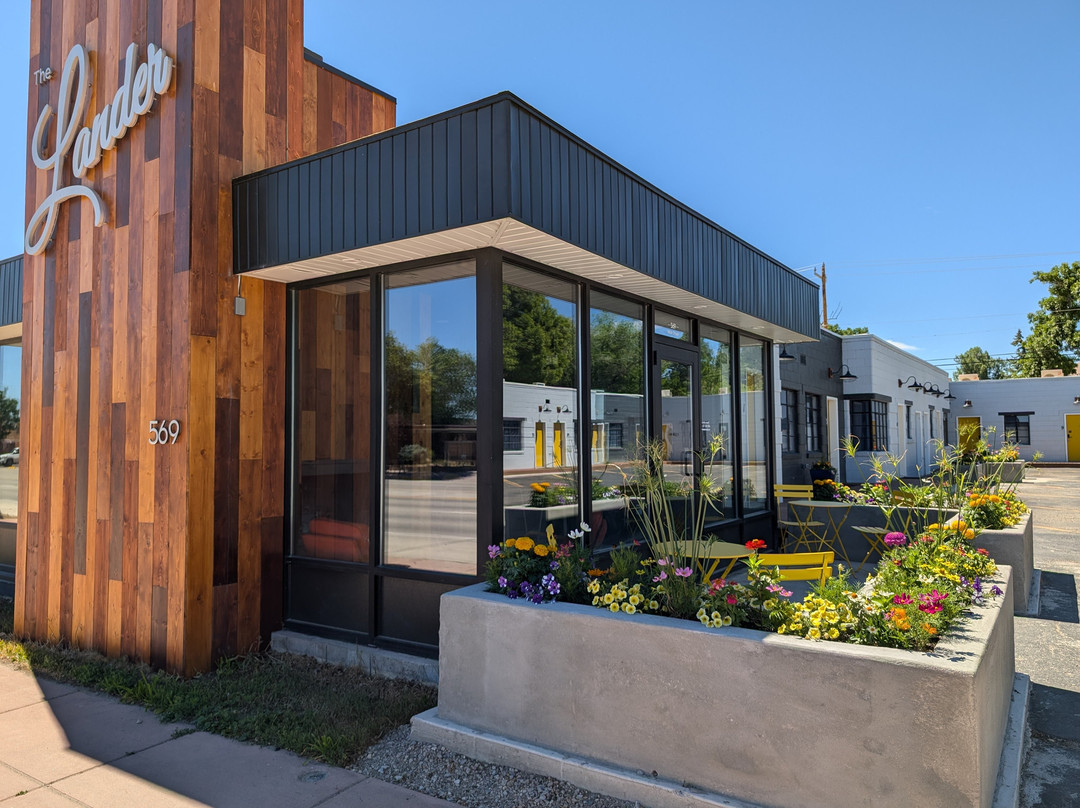 The Lander Motel