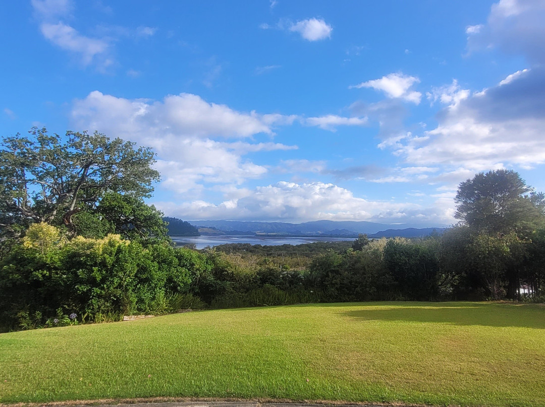 Riverhead Villa主图