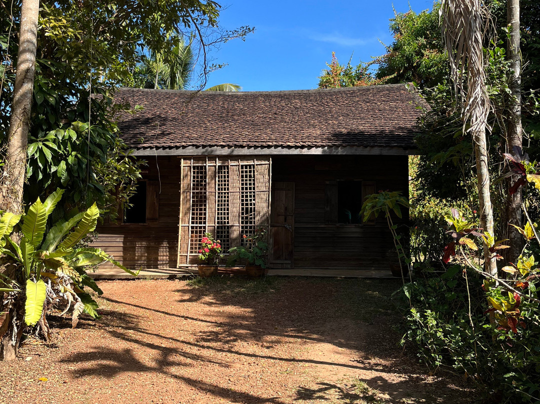 Ho Chi Minh House景点图片