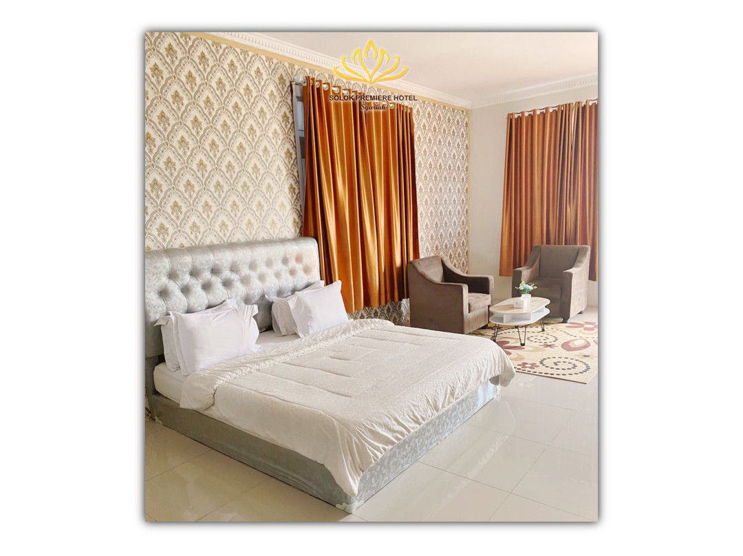 Solok Premier Hotel