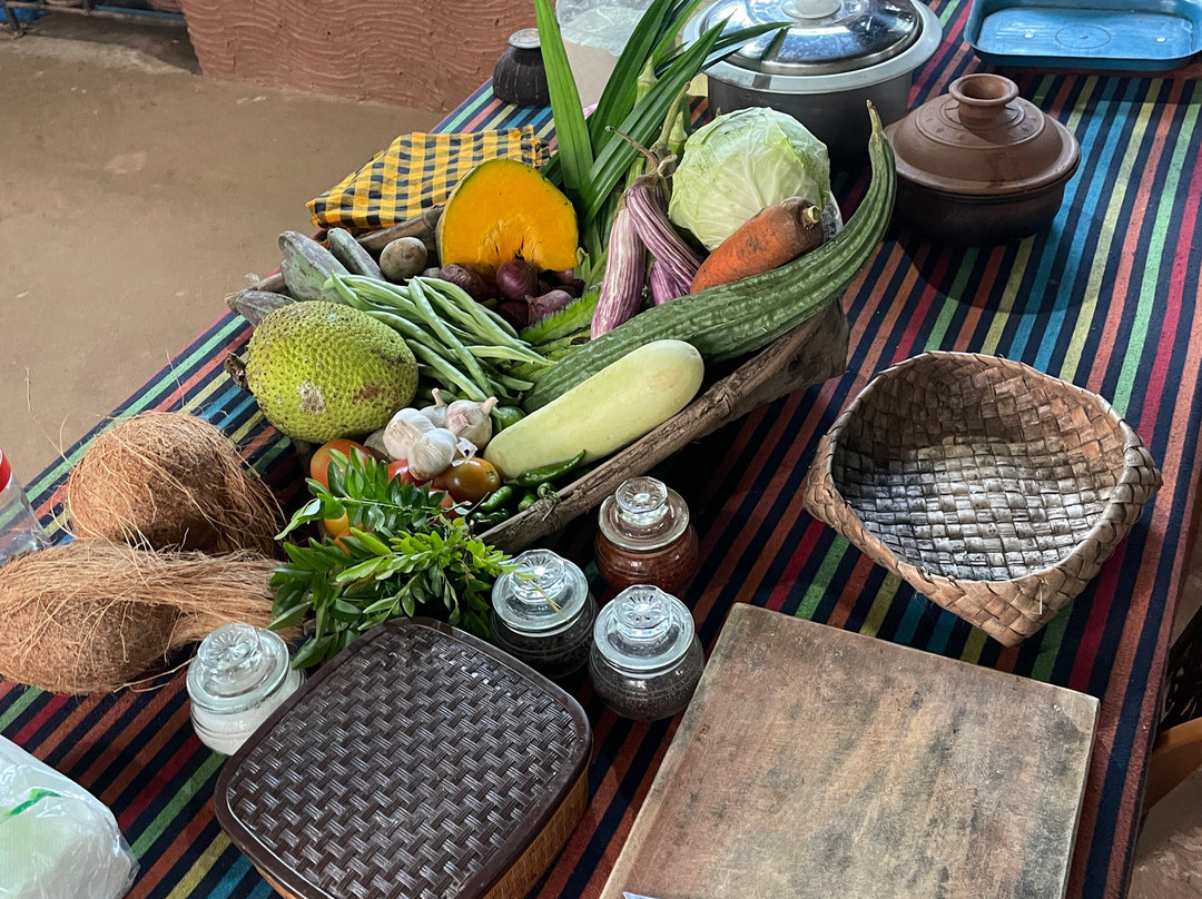 Tharu Cooking Class-锡吉里亚必去景点