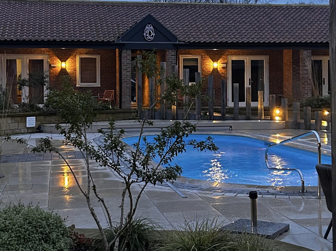 Dewars Restaurant And Rooms主图