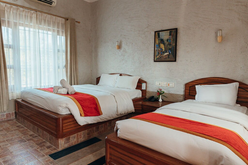 丛林游猎洛吉酒店主图