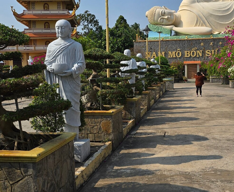 Vinh Trang Temple-美拖市必去景点