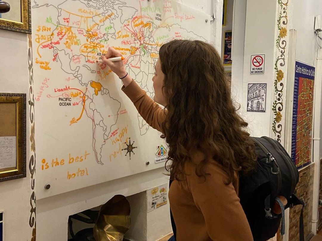 Friends Hotel & Rooftop主图