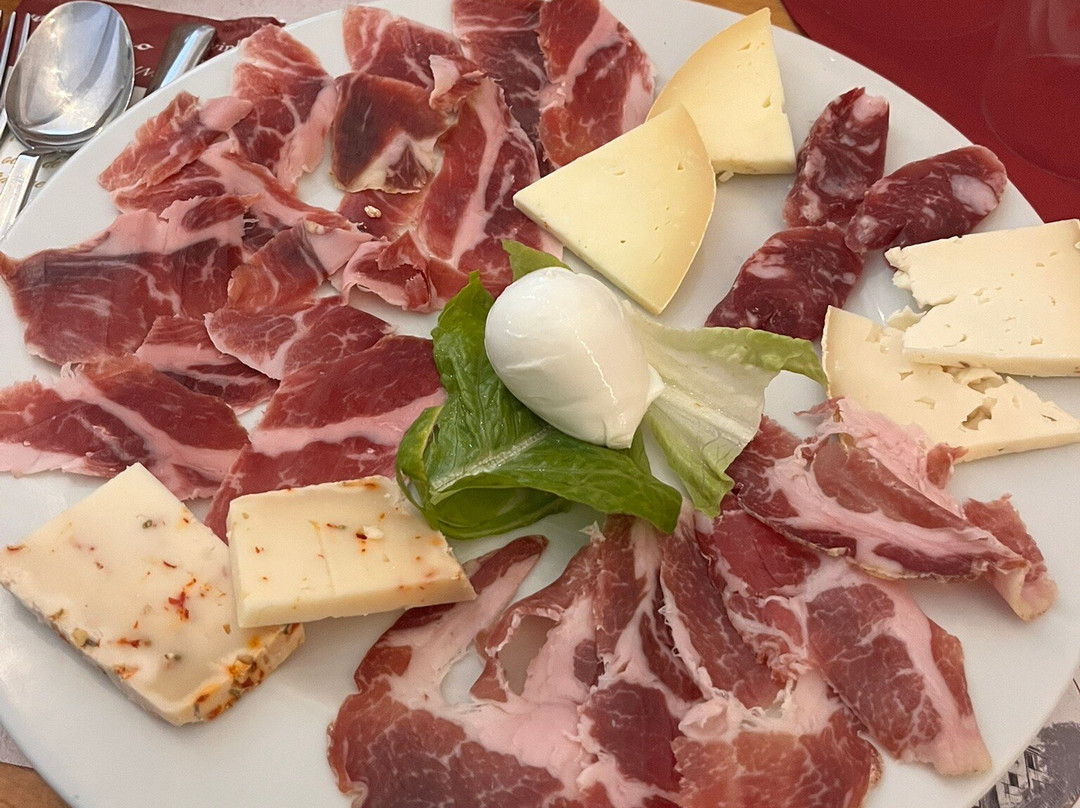 Vini Porto di Mola-Galluccio必去景点