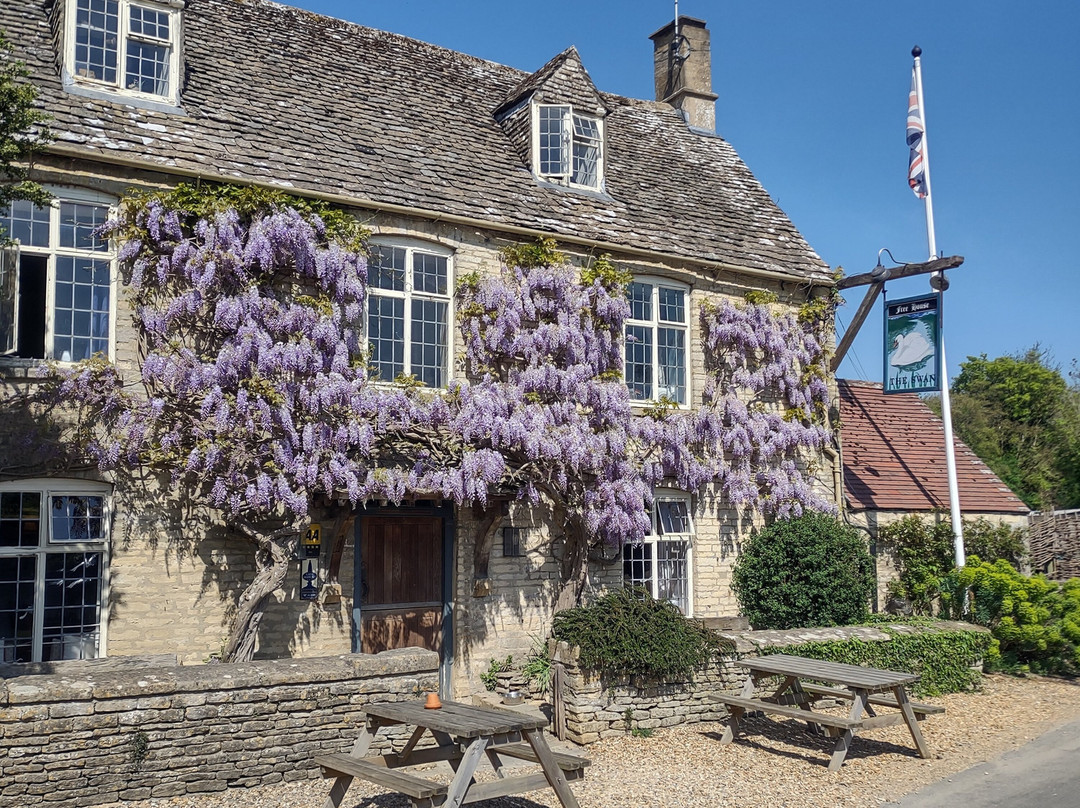 Hidden Cotswold Tours-Milton-under-Wychwood必去景点