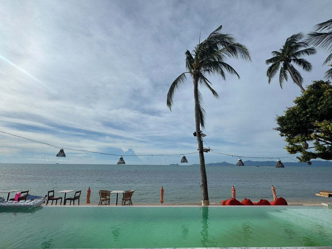 Hug Samui