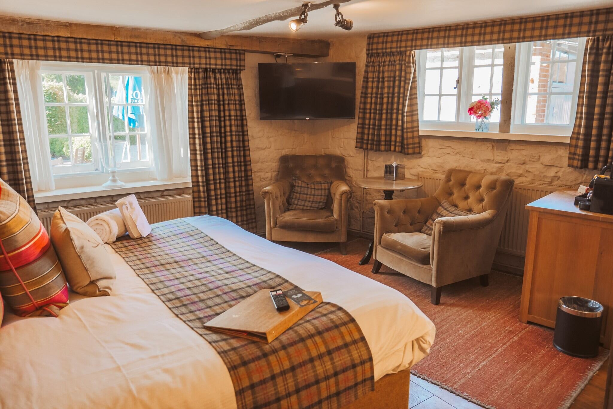 The White Hart Pub With Rooms-客卧