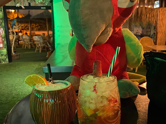 Bora Taii - Original Hawaiian bar-阿尔库迪亚港必去景点