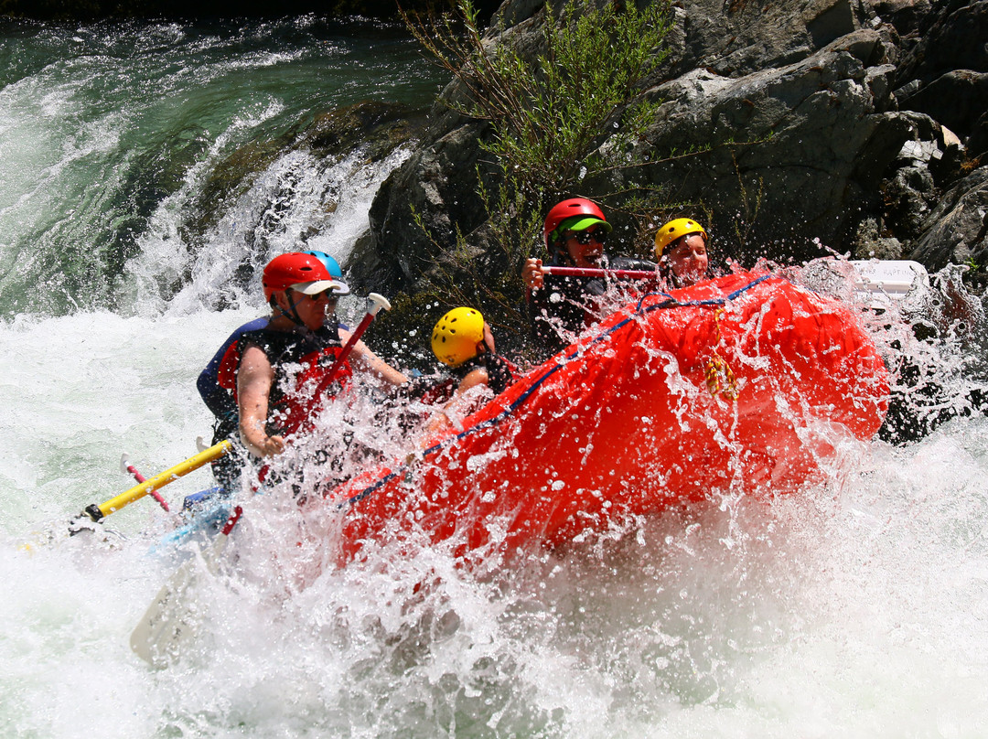 Six Rivers Rafting-Willow Creek必去景点