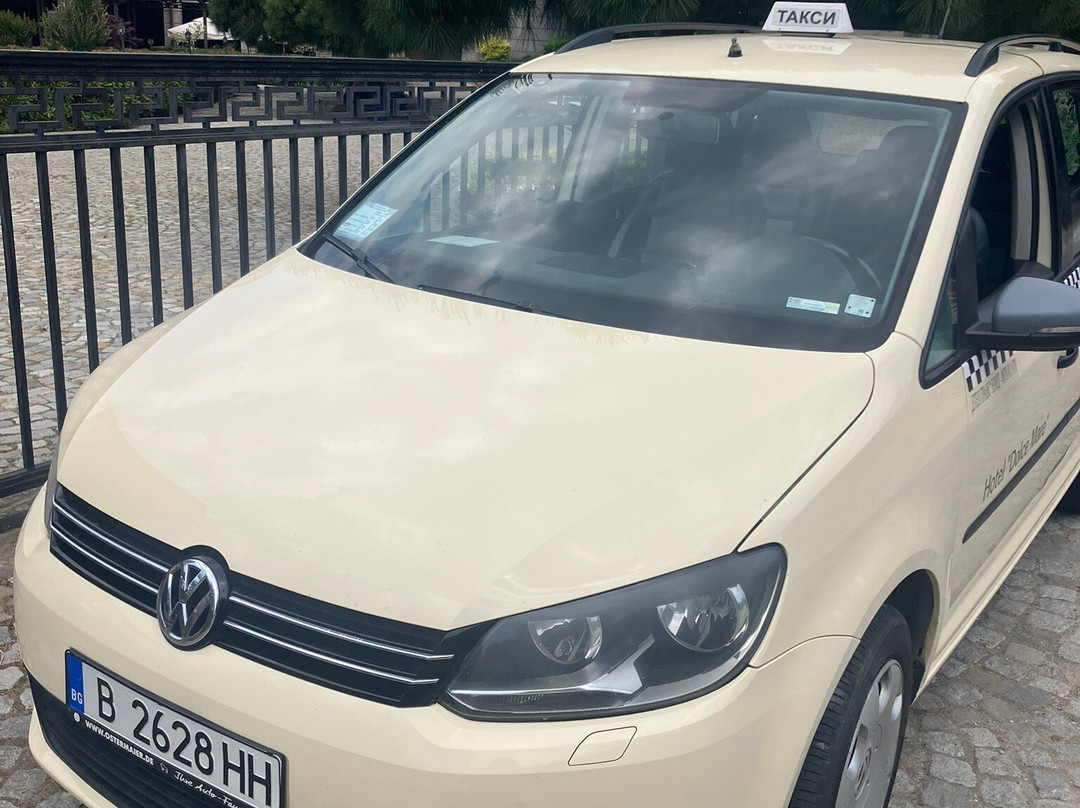 Taxi Golden Sands Taxi Co-金沙必去景点