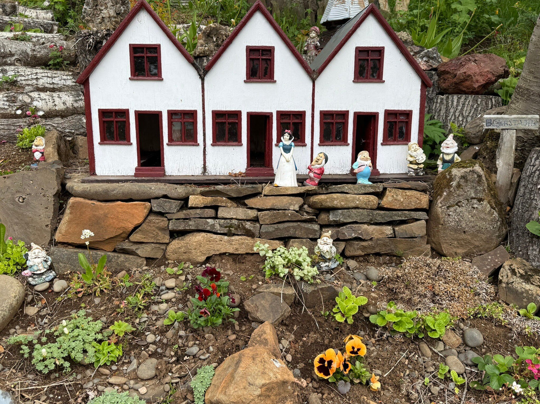 Petra´s Stone Collection-Stodvarfjordur必去景点