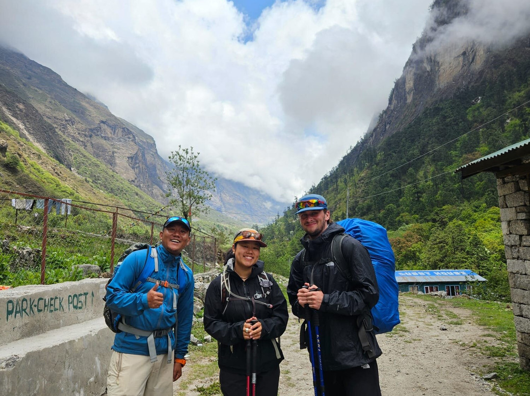 Blue Mountain Travels - Private Mountain Flight Day Tours-加德满都必去景点