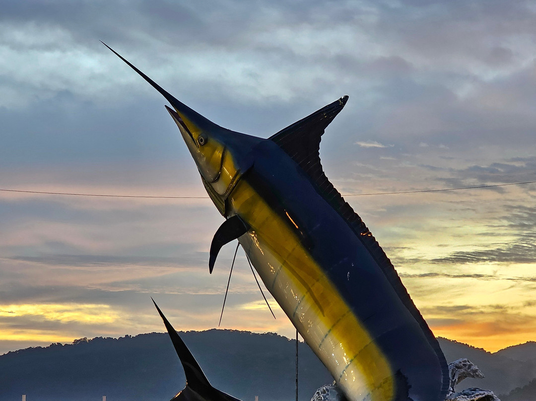 Marlin Statue-亚庇必去景点