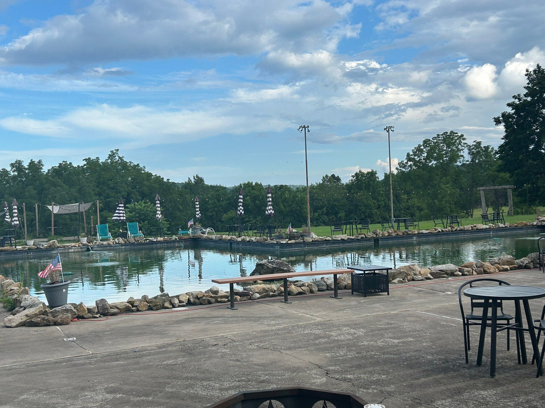 Stone Farm Cellars And Vineyard