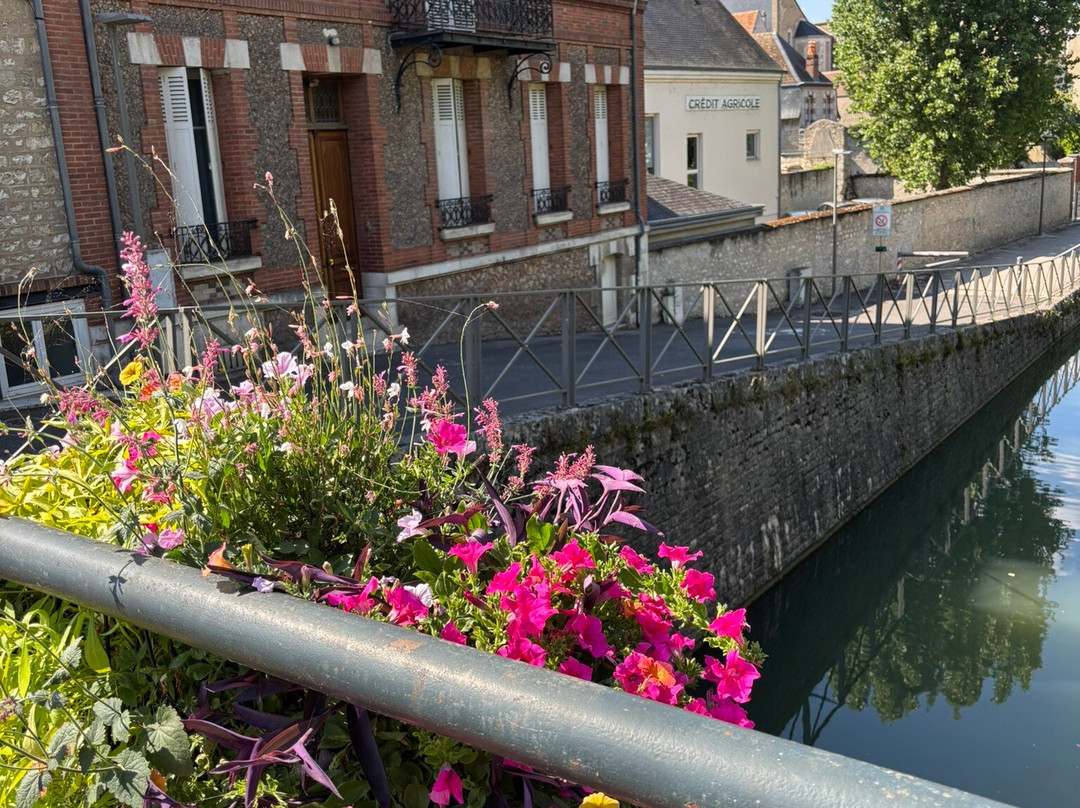 Grand Hotel De France主图