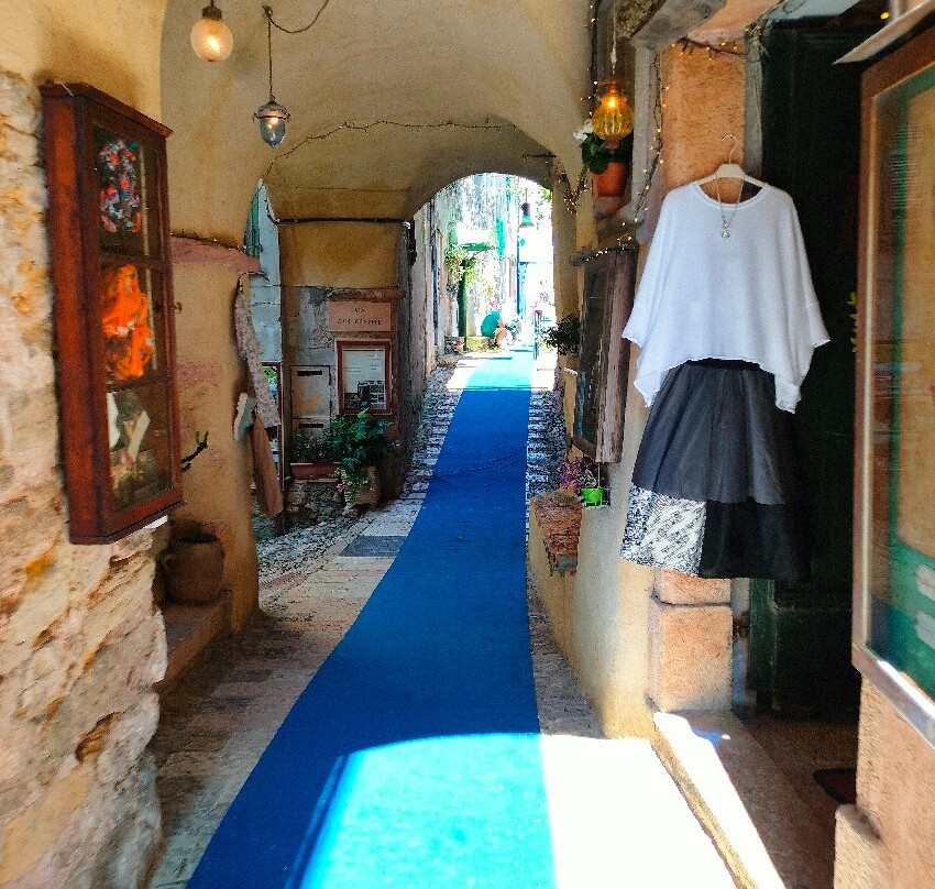 Antico Borgo Saraceno-Borgio Verezzi必去景点