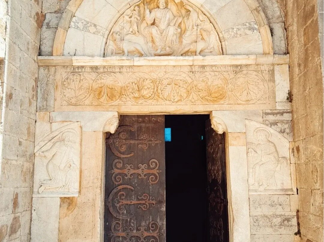 Cathédrale De Maguelone-Villeneuve-les-Maguelone必去景点