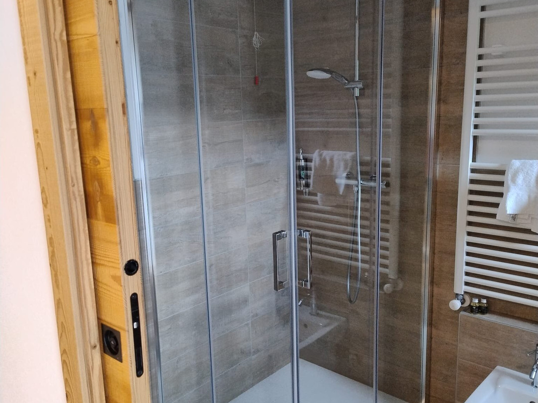 德斯洛斯酒店主图