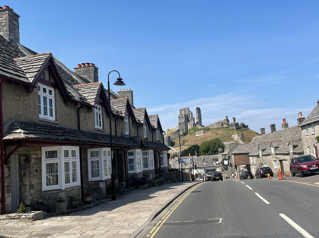 Seasons Green-Corfe Castle必去景点