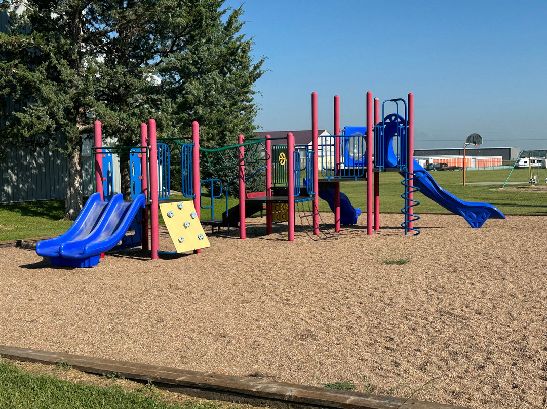 Pine Grove RV Park & Campground-Greenwood必去景点