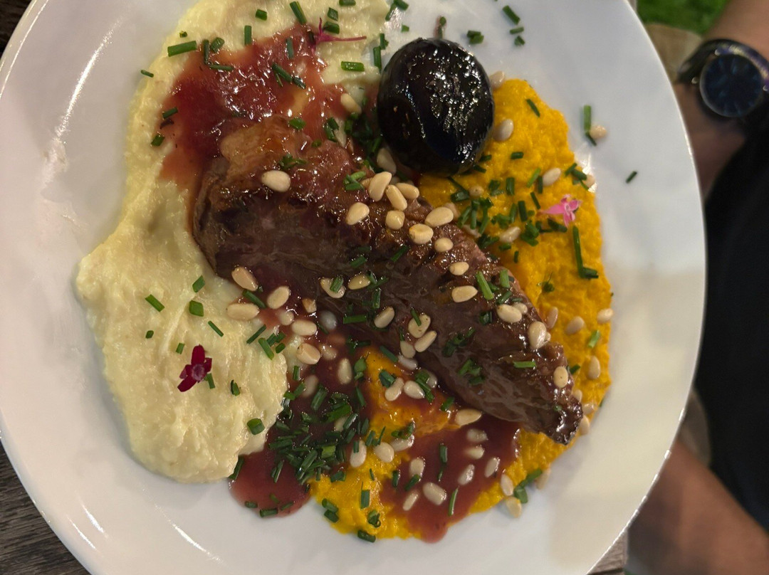 Domaine Riere Cadene-佩皮尼昂必去景点