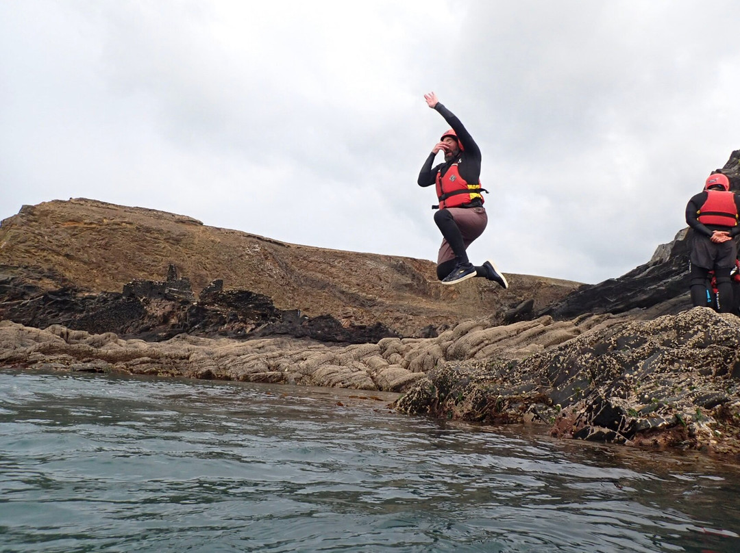 Celtic Quest Coasteering-哈弗福韦斯特必去景点