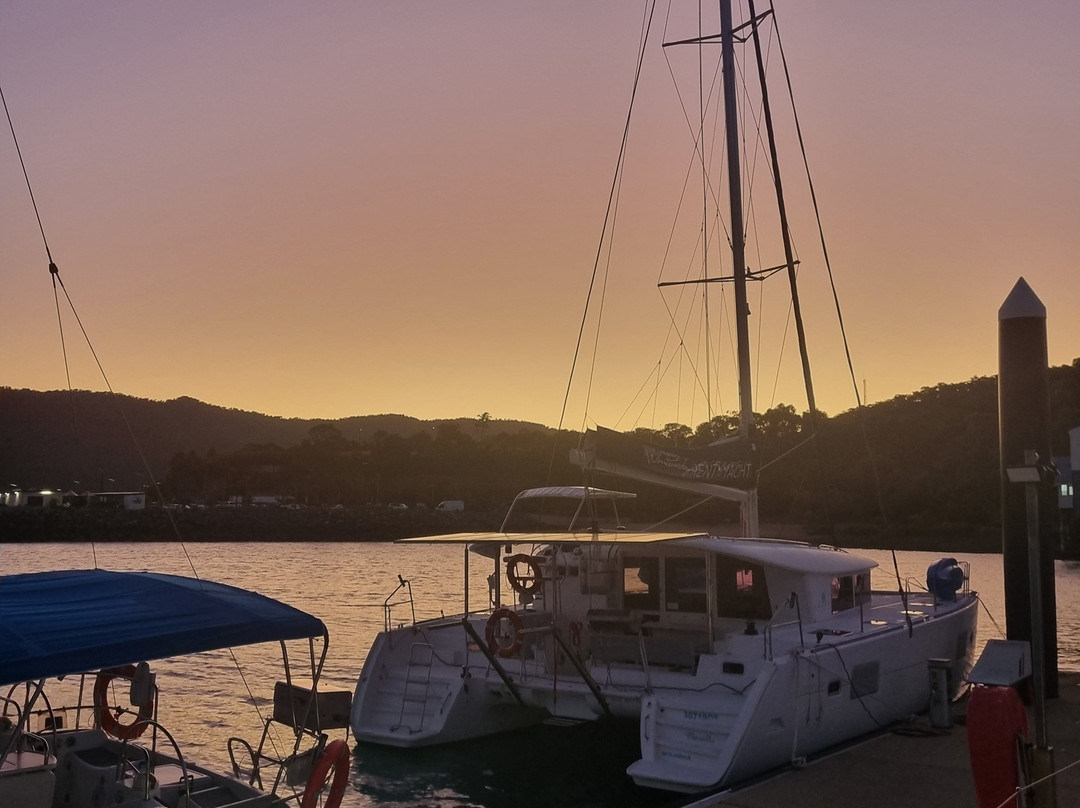 Whitsunday Rent A Yacht-艾尔利滩必去景点