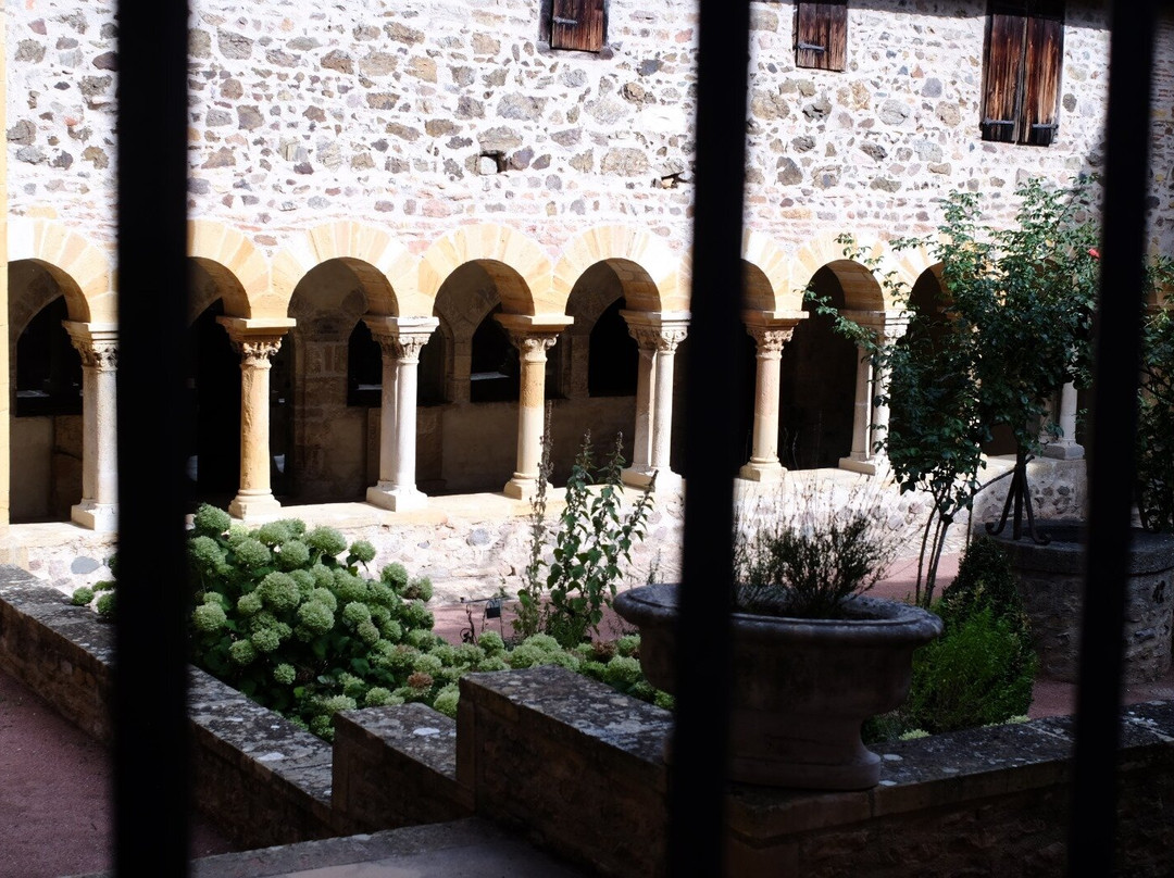 Musee du Prieure-Salles-Arbuissonnas-en-Beaujolais必去景点