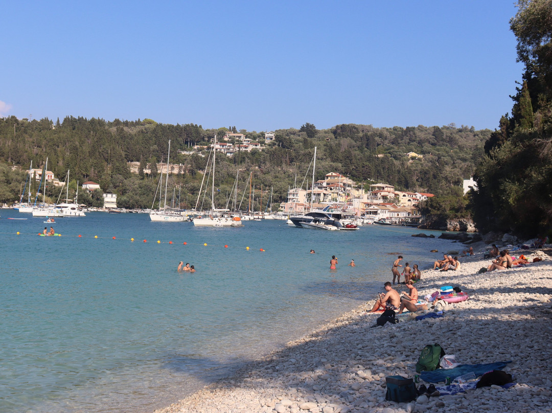 Harami Beach-Lakka必去景点