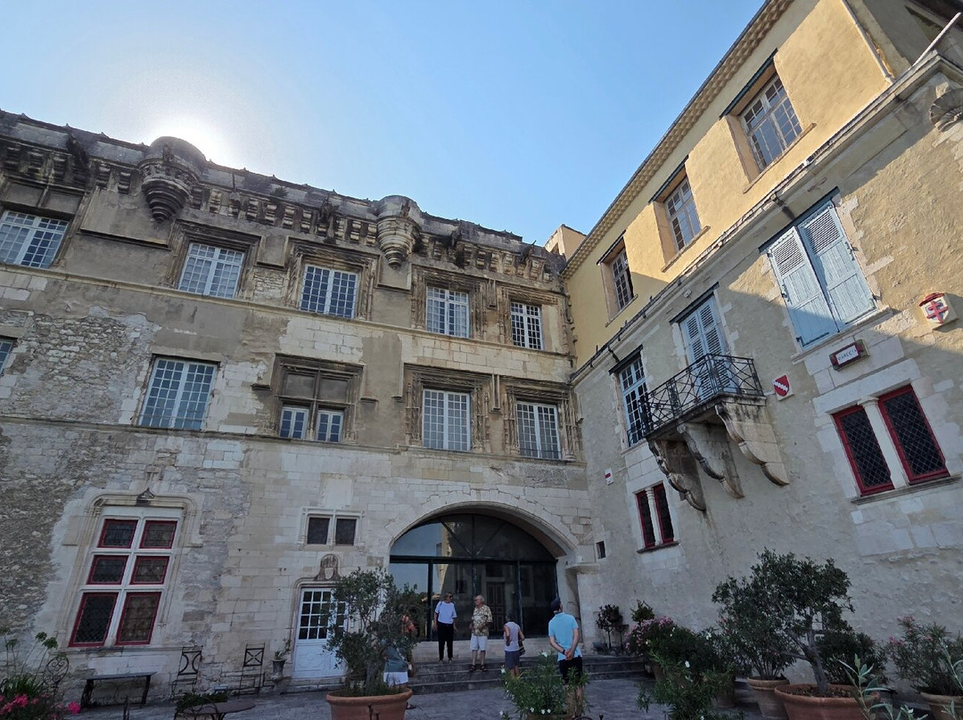 Le palais des Eveques-Bourg-Saint-Andeol必去景点