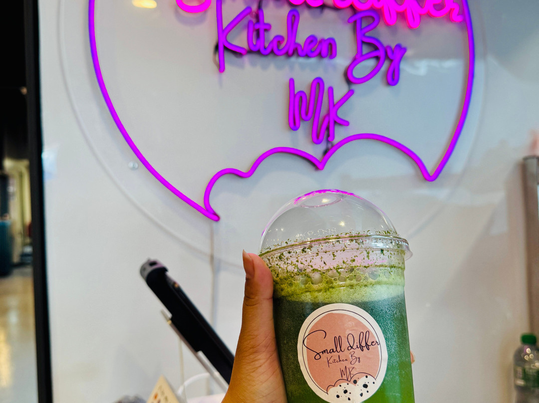 Small Differ Kitchen by MK