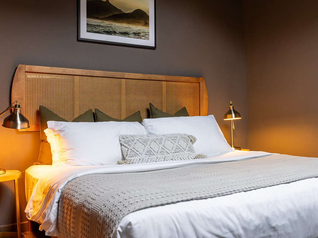 Creekside Villa主图