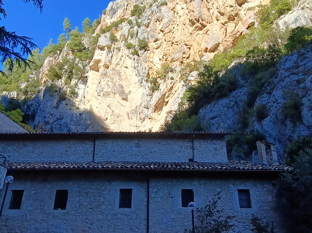 Eremo di San Venanzio-Raiano必去景点