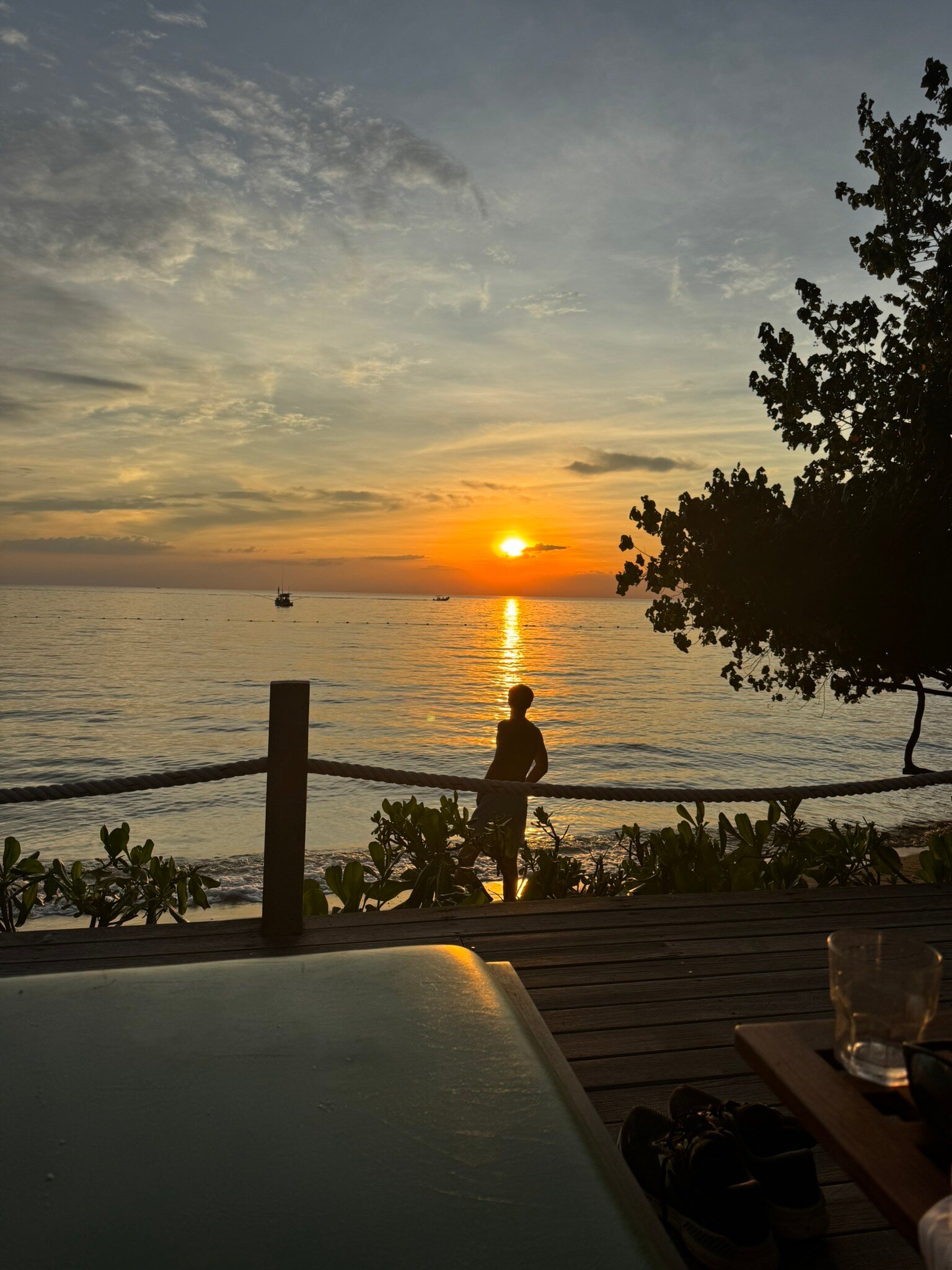 奥普劳度假村-官方