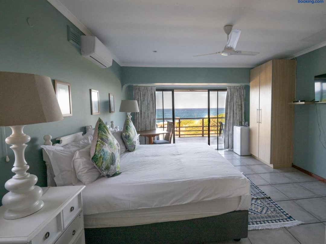 Glenashley Beach Accommodation - B&B and Backpackers
