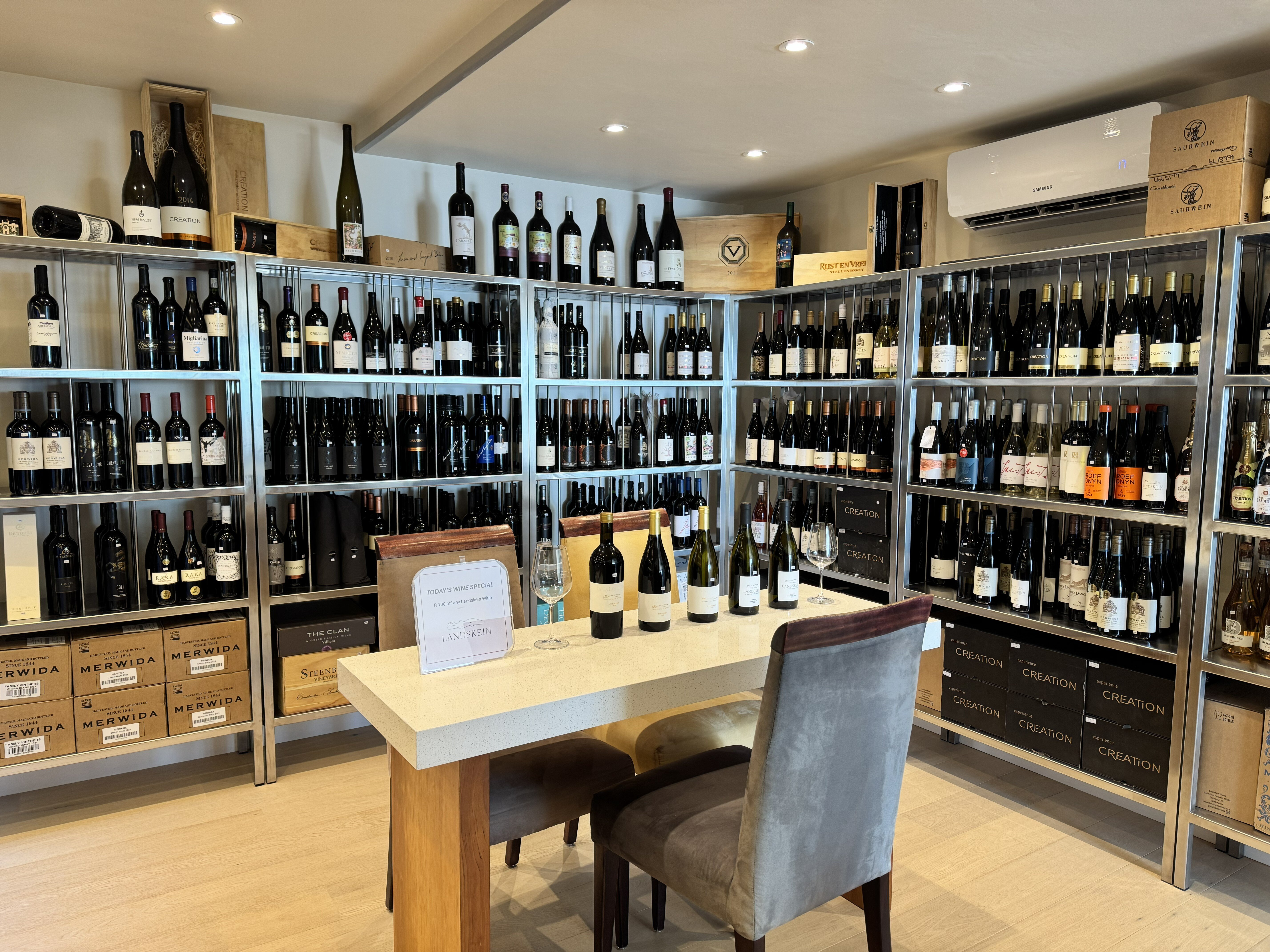 Crayfish Lodge Sea & Country Guest House-官方