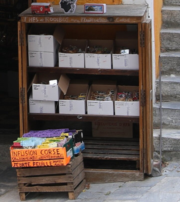 Épicerie Ghionga Jean Marie a casa curtinese-Corte必去景点