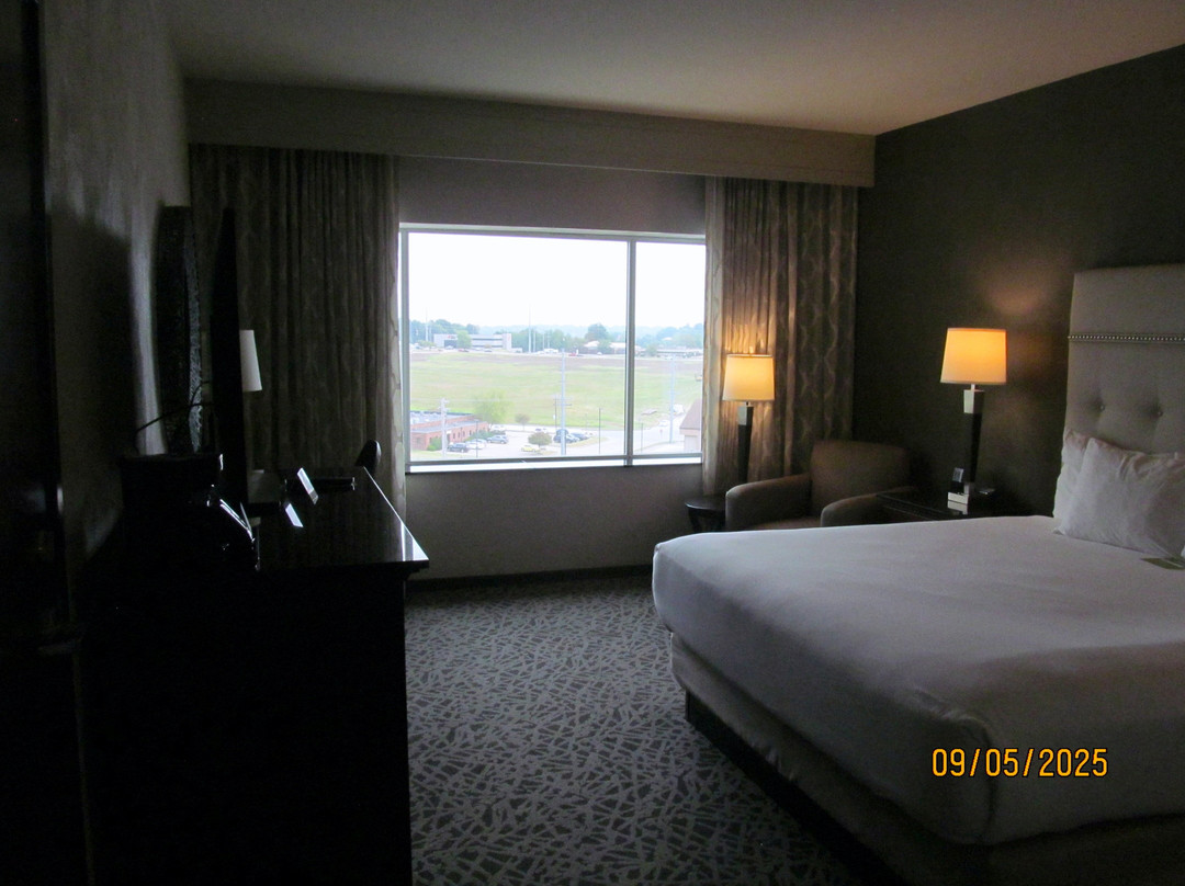 Drury Plaza Hotel Cape Girardeau Conference Center主图