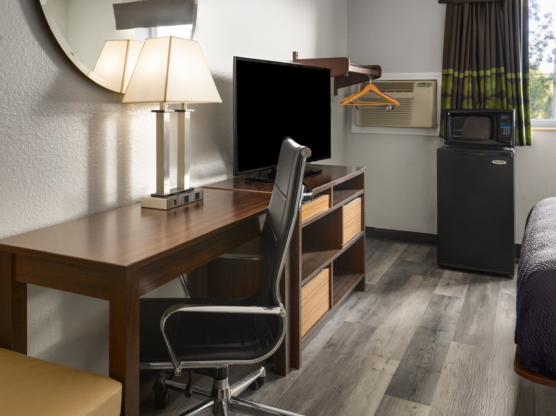 温德姆速8 - 拉瑟姆/奥尔巴尼机场主图