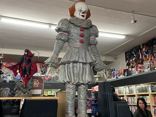 Harrison's Comics-塞勒姆必去景点