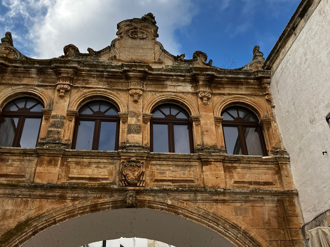 Arco Scoppa-奥斯图尼必去景点