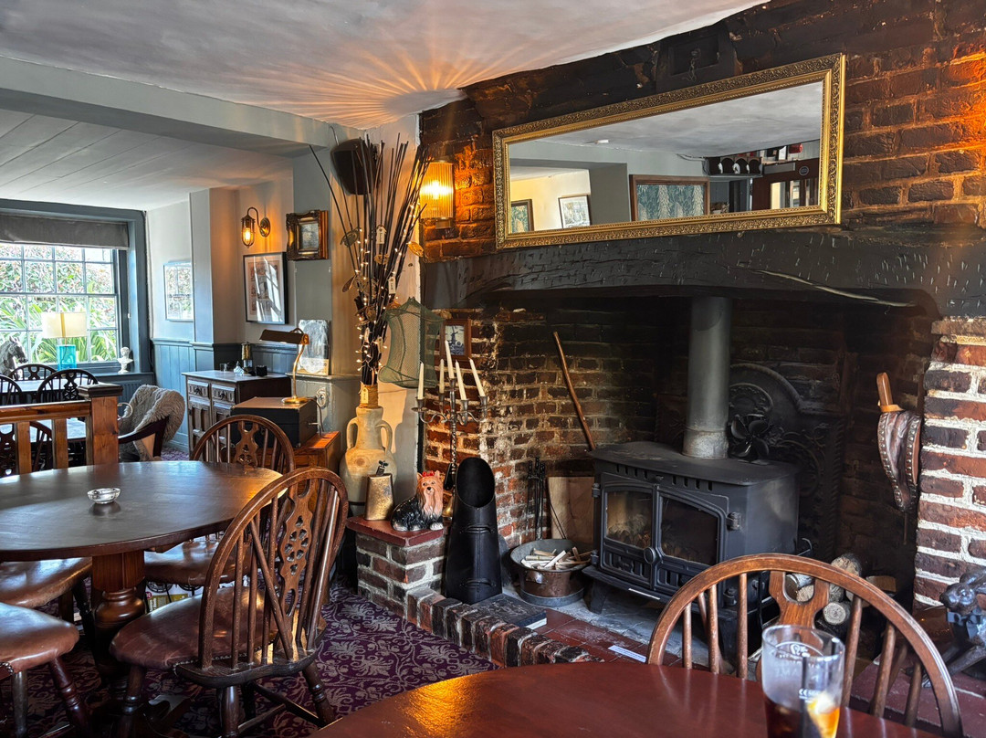 The New Flying Horse Bar-Wye必去景点