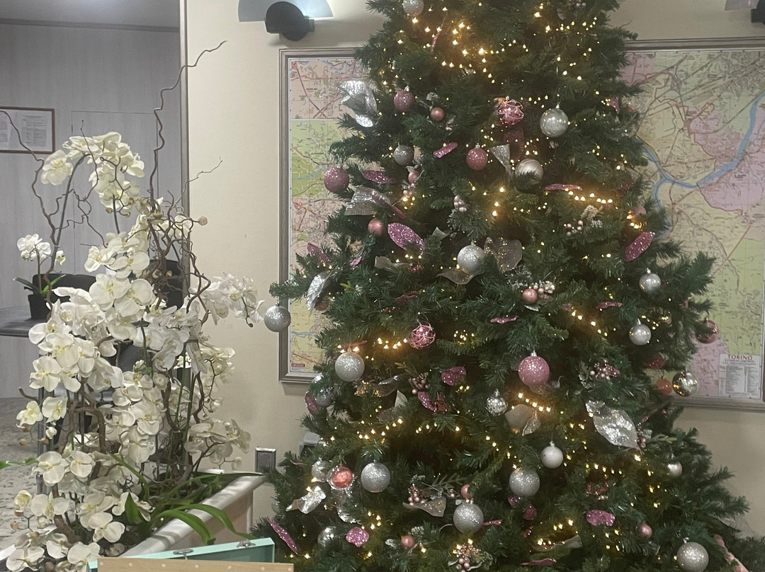 里沃利酒店主图