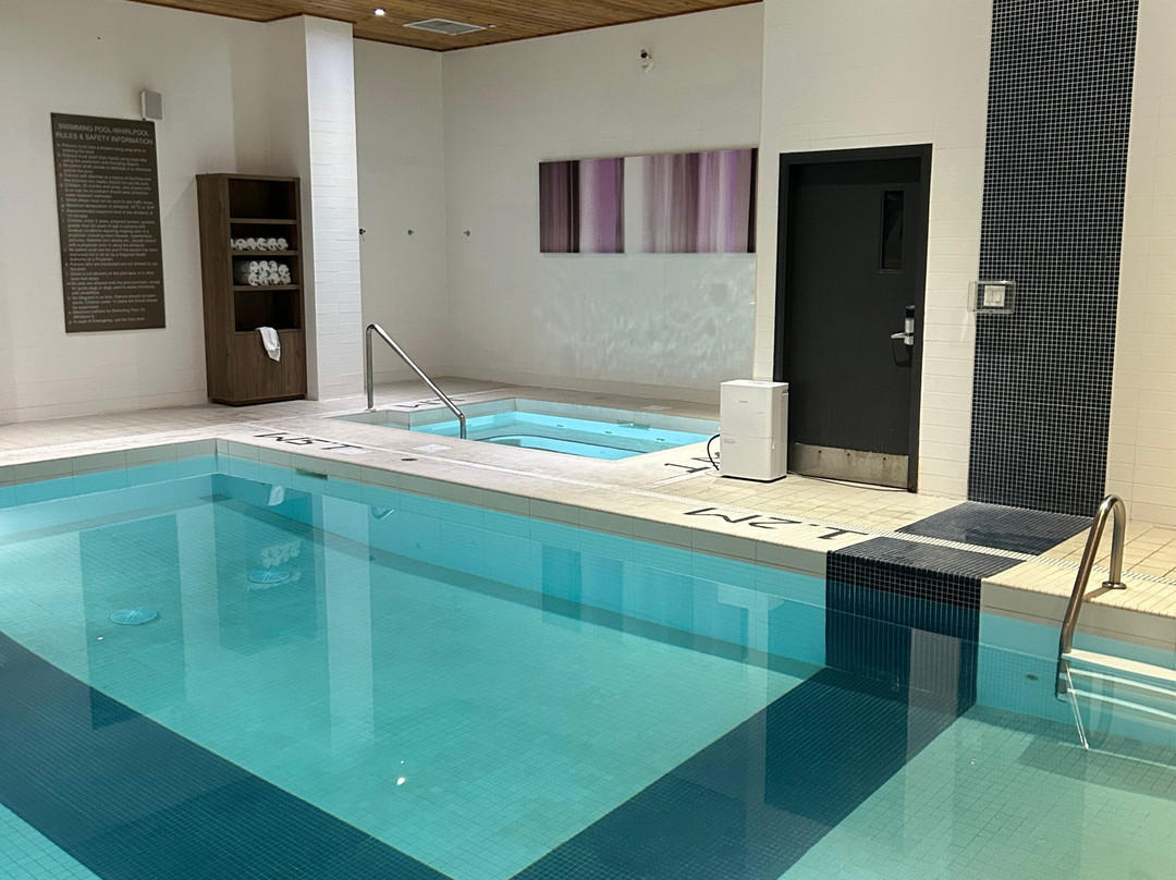 Sandman Signature Edmonton South Hotel主图