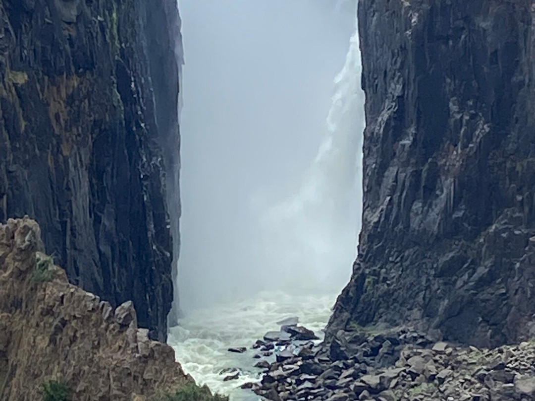 Mosi-oa-Tunya National Park-李文斯顿必去景点