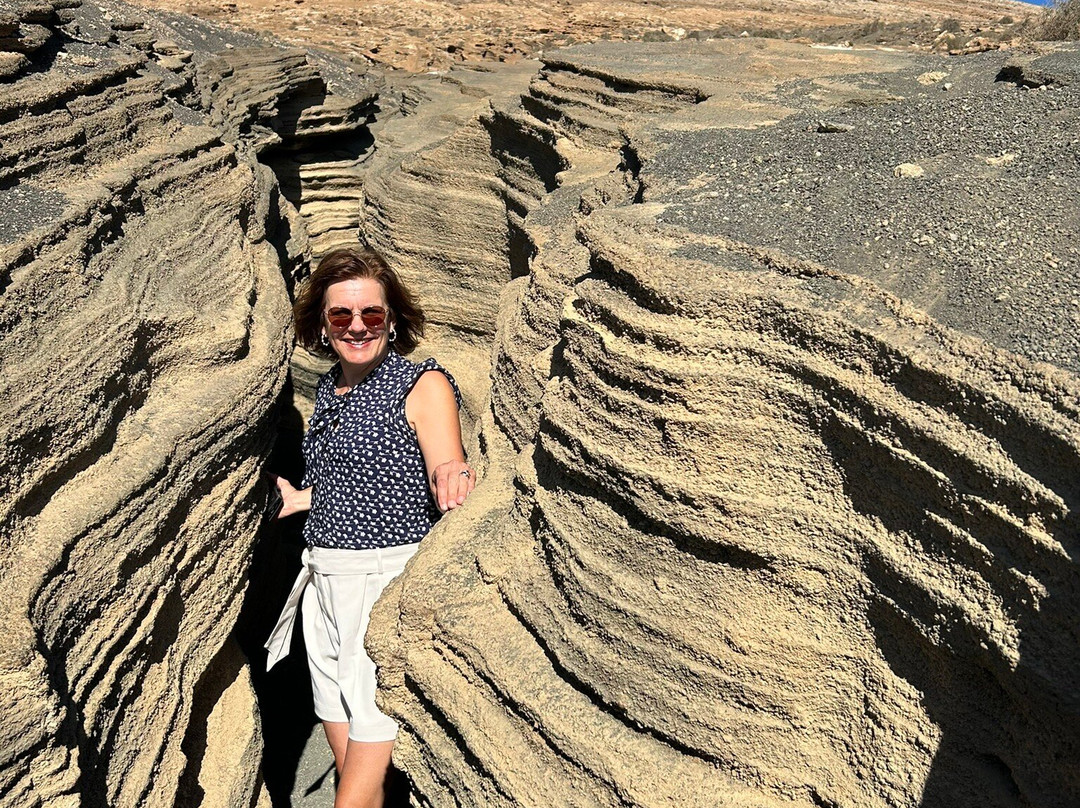 Las Grietas-提亚必去景点